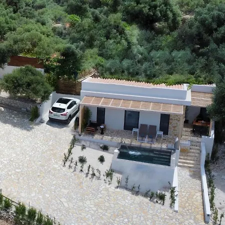 Vinothea Villa