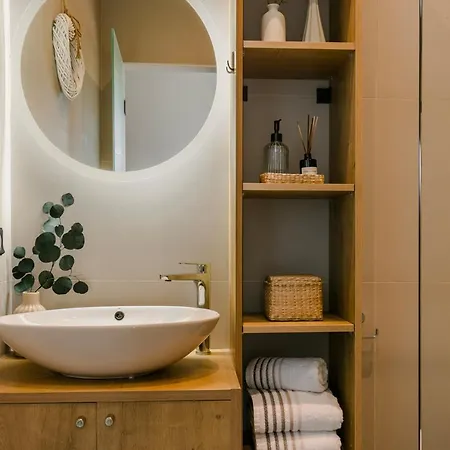 فيلة Vinothea Veranda