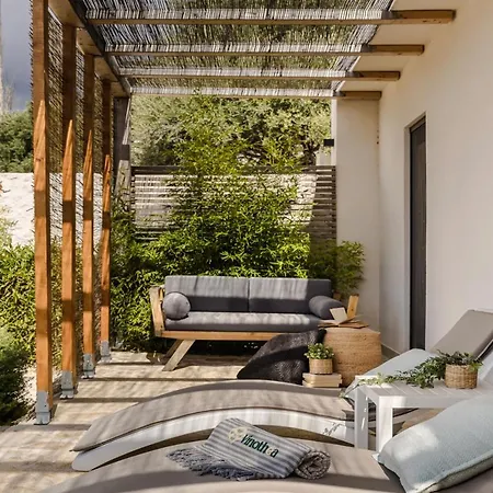 Vinothea Veranda * Vlachata